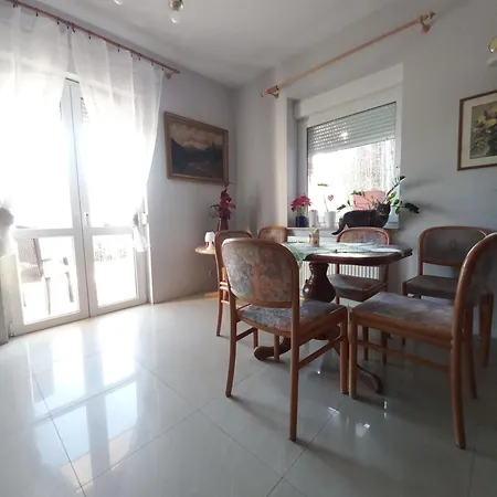 Gorskie Zacisze Bed & Breakfast