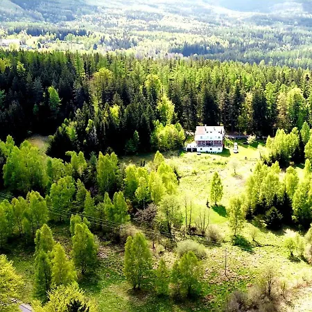 Gorskie Zacisze Bed & Breakfast Borowice