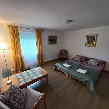 Gorskie Zacisze Bed & Breakfast